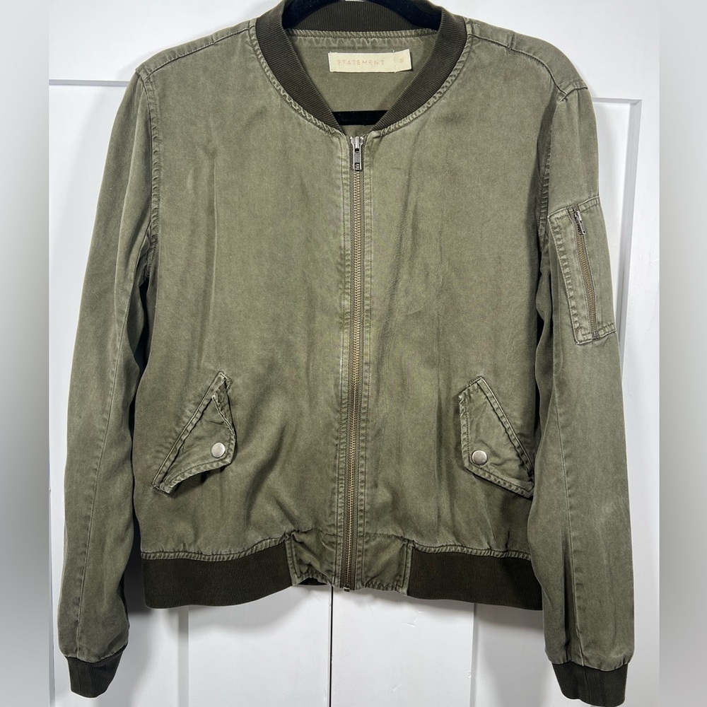 Statement Women’s Olive Green Bomber Jacket Lyocell